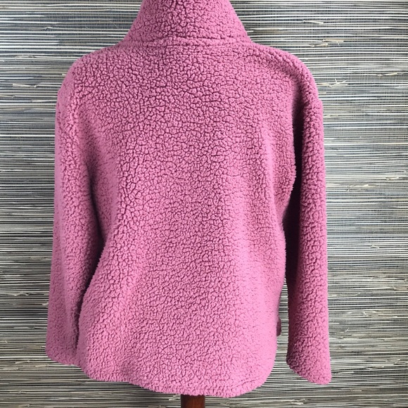 EUC Pink Sherpa, half zip up, in rose color - Picture 3 of 4